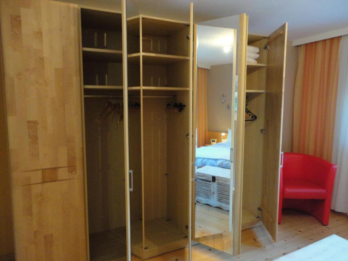 Apartment Bei Anna Шлитерс Екстериор снимка